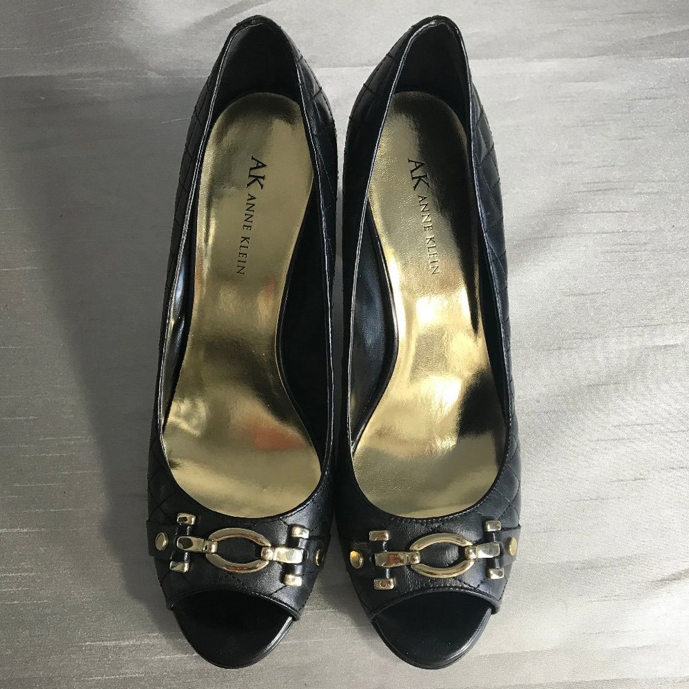 AK ANNE KLEIN 4" Black Heel